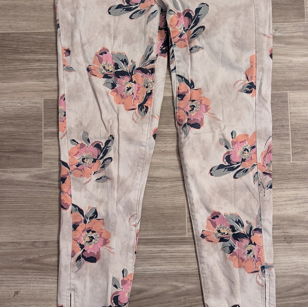 American Eagle Floral Jegging